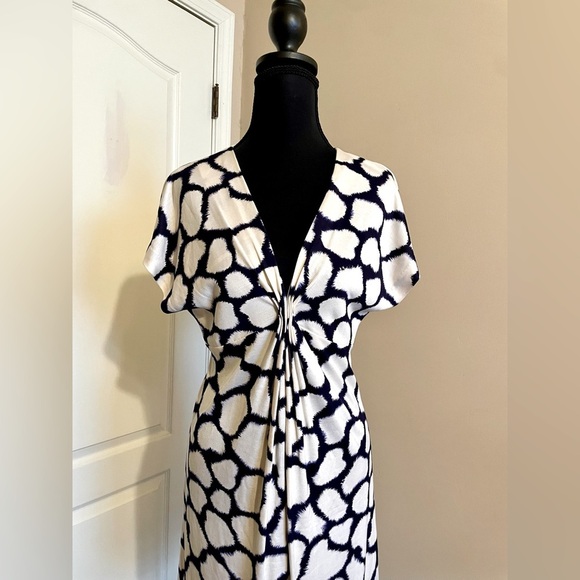 Diane Von Furstenberg Size 4 Natalie 100% Silk Mini Dress Navy Blue White Classy - Picture 4 of 11
